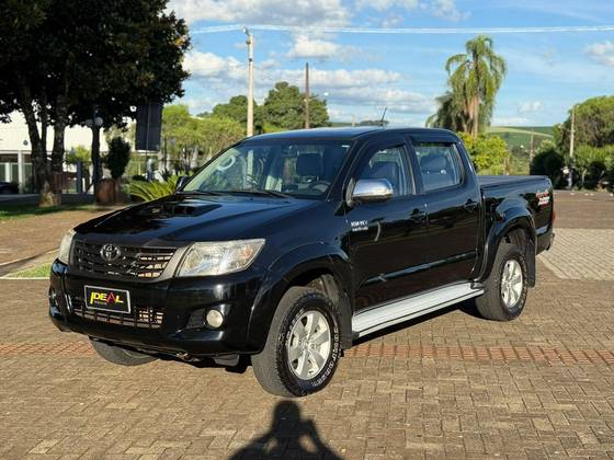 TOYOTA HILUX SW4 3.0 SRV 4X4 16V TURBO INTERCOOLER DIESEL 4P AUTOMÁTICO TOYOTA HILUX SW4 3.0 SRV 4X4 16V TURBO INTERCOOLER DIESEL 4P AUTOMÁTICO